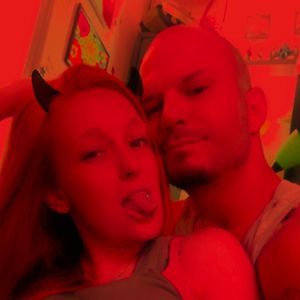 Meet your Posher, Cody n carisa